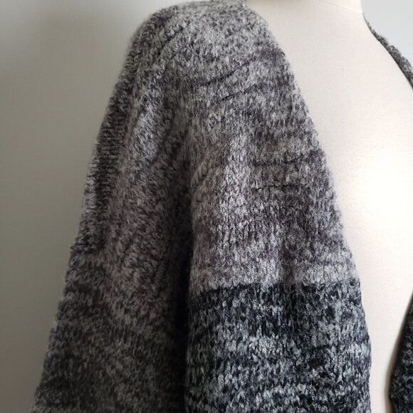 NWT RD STYLE COATIGAN OMBRE KNIT CARDIGAN SZ M - Picture 6 of 11